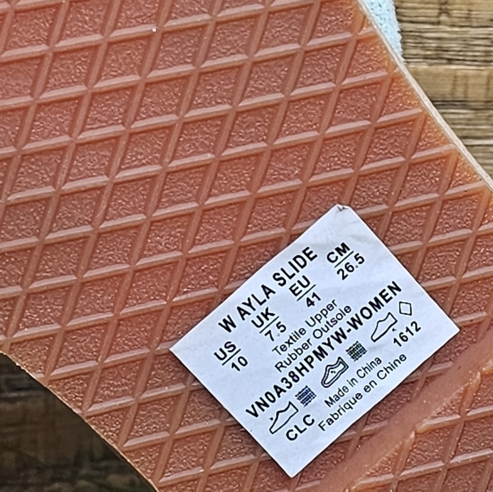 New Vans Ayla Slide Green Slip On Slides Flats NWT - image 9